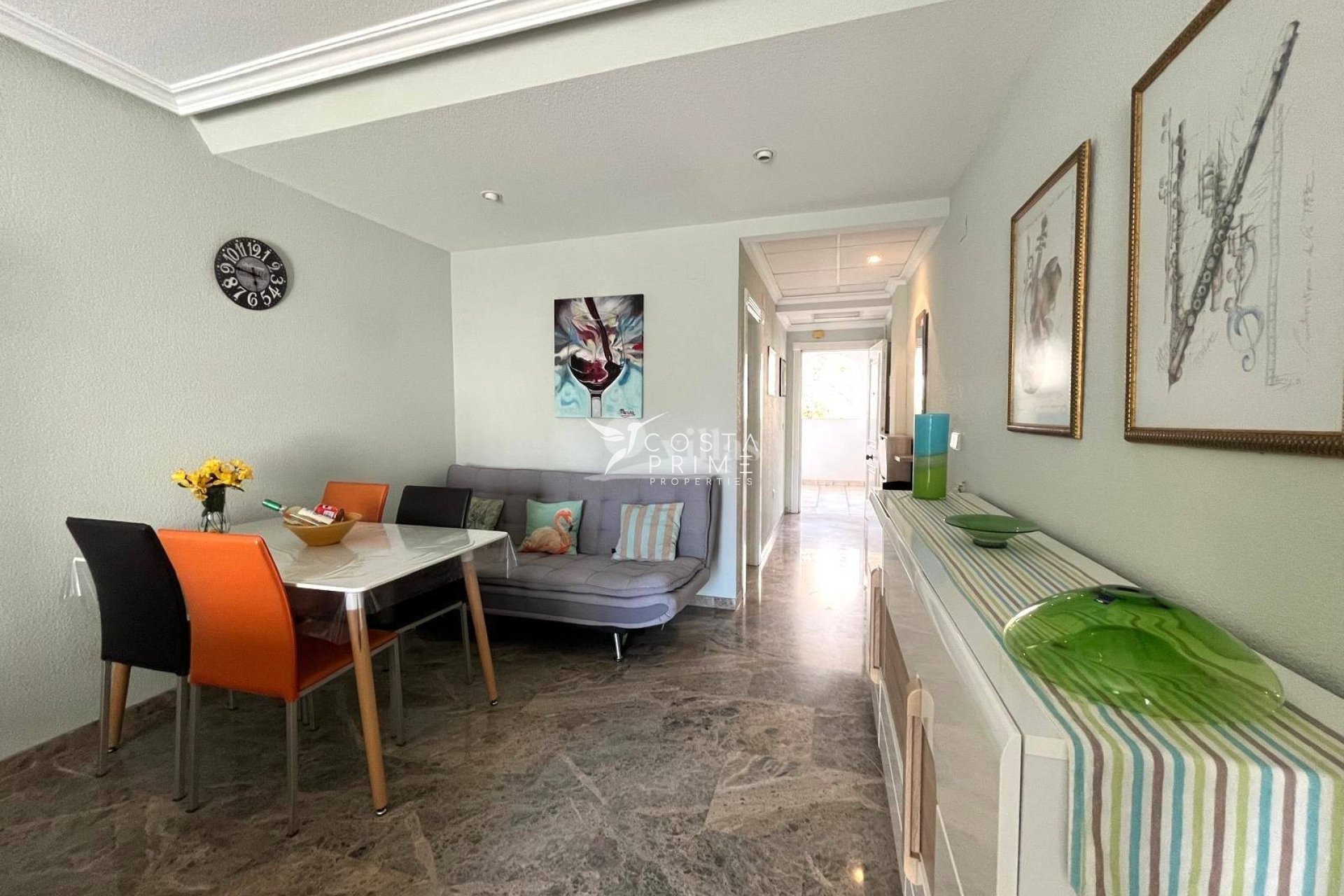 Alquiler a largo plazo - Apartamento / Piso - Albir