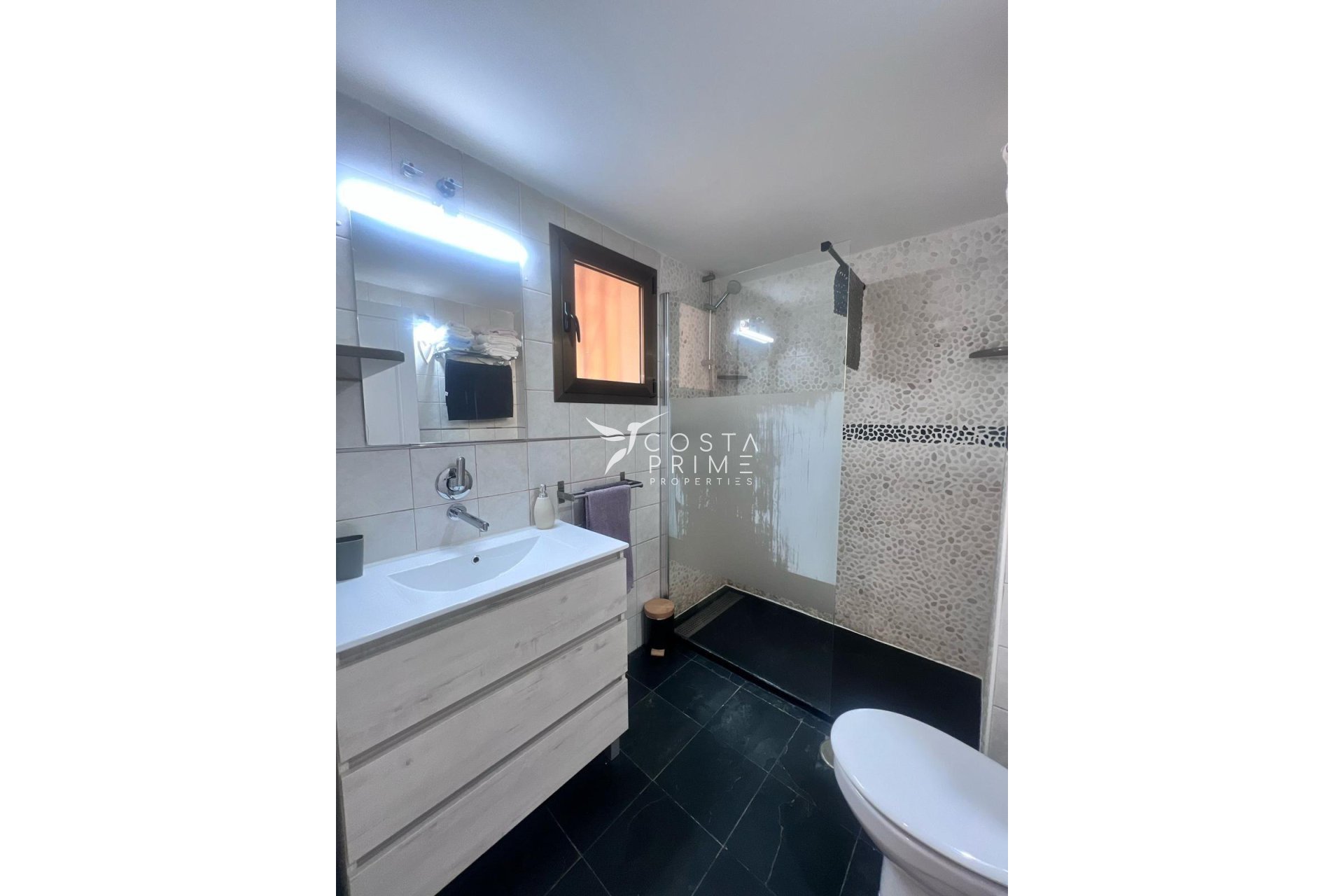 Alquiler a largo plazo - Apartamento / Piso - Alfas del Pí