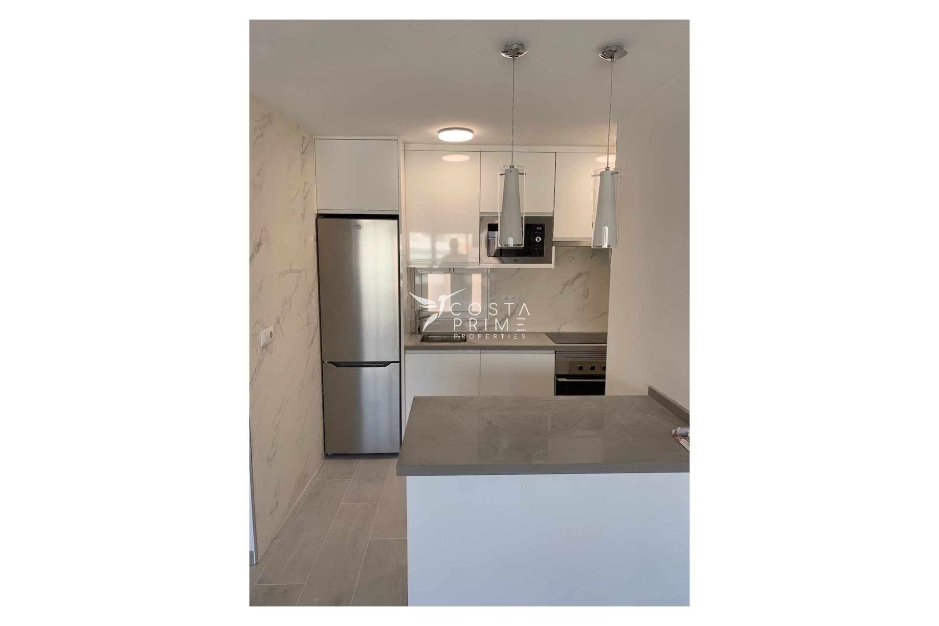 Alquiler a largo plazo - Apartamento / Piso - Benidorm