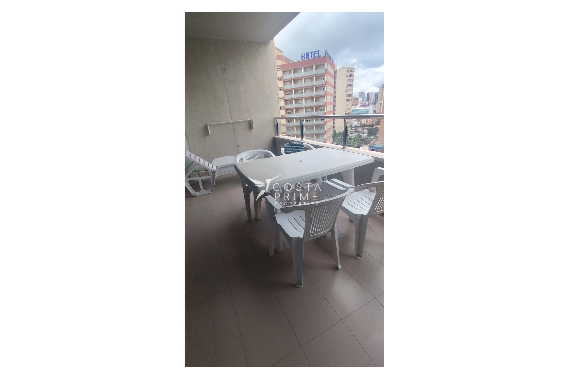 Alquiler a largo plazo - Apartamento / Piso - Benidorm