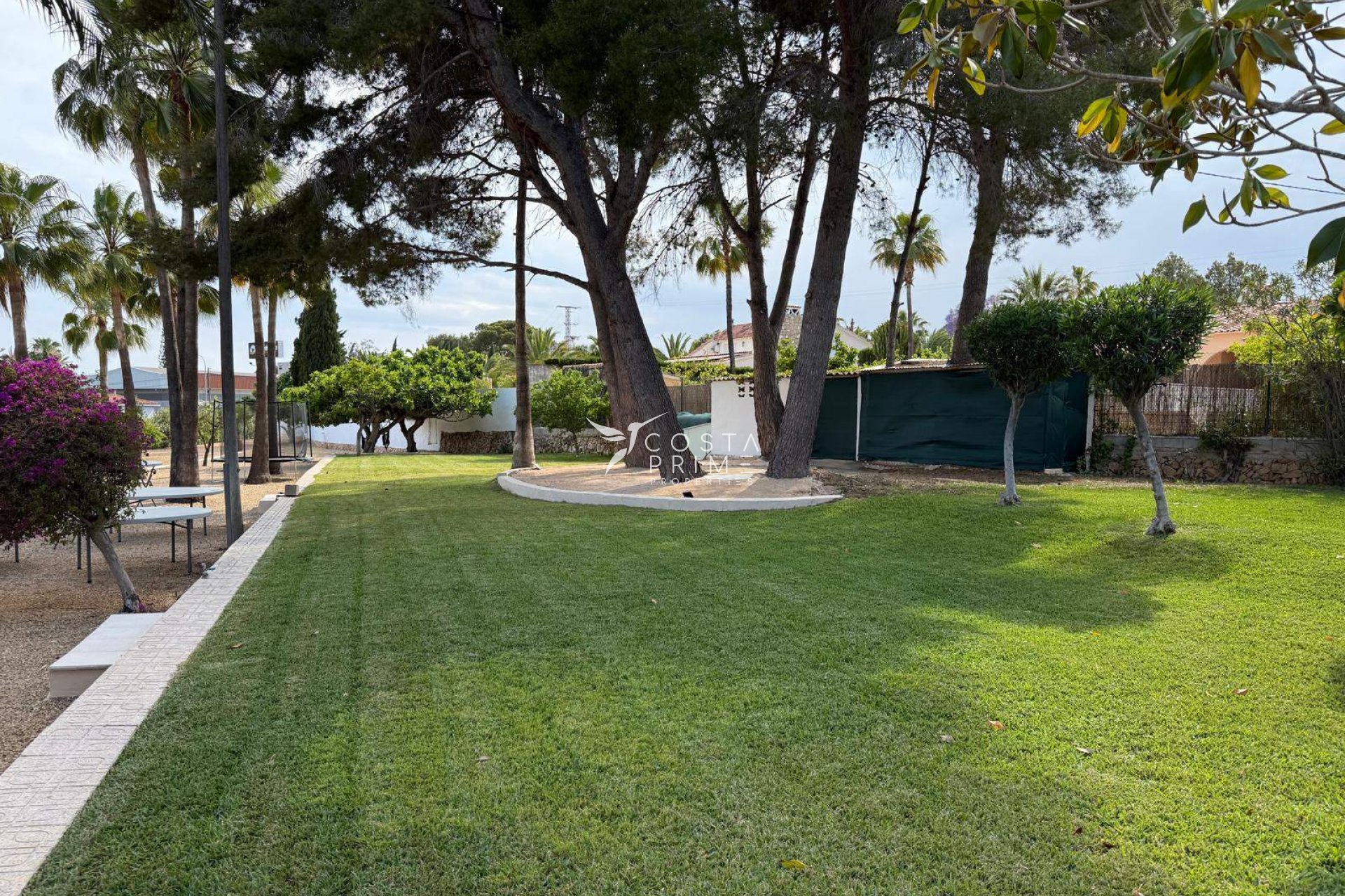 Alquiler a largo plazo - Chalet / Villa - Alfas del Pí