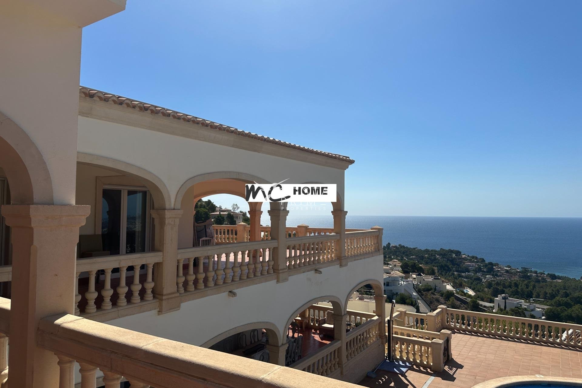 Alquiler a largo plazo - Chalet / Villa - Altea