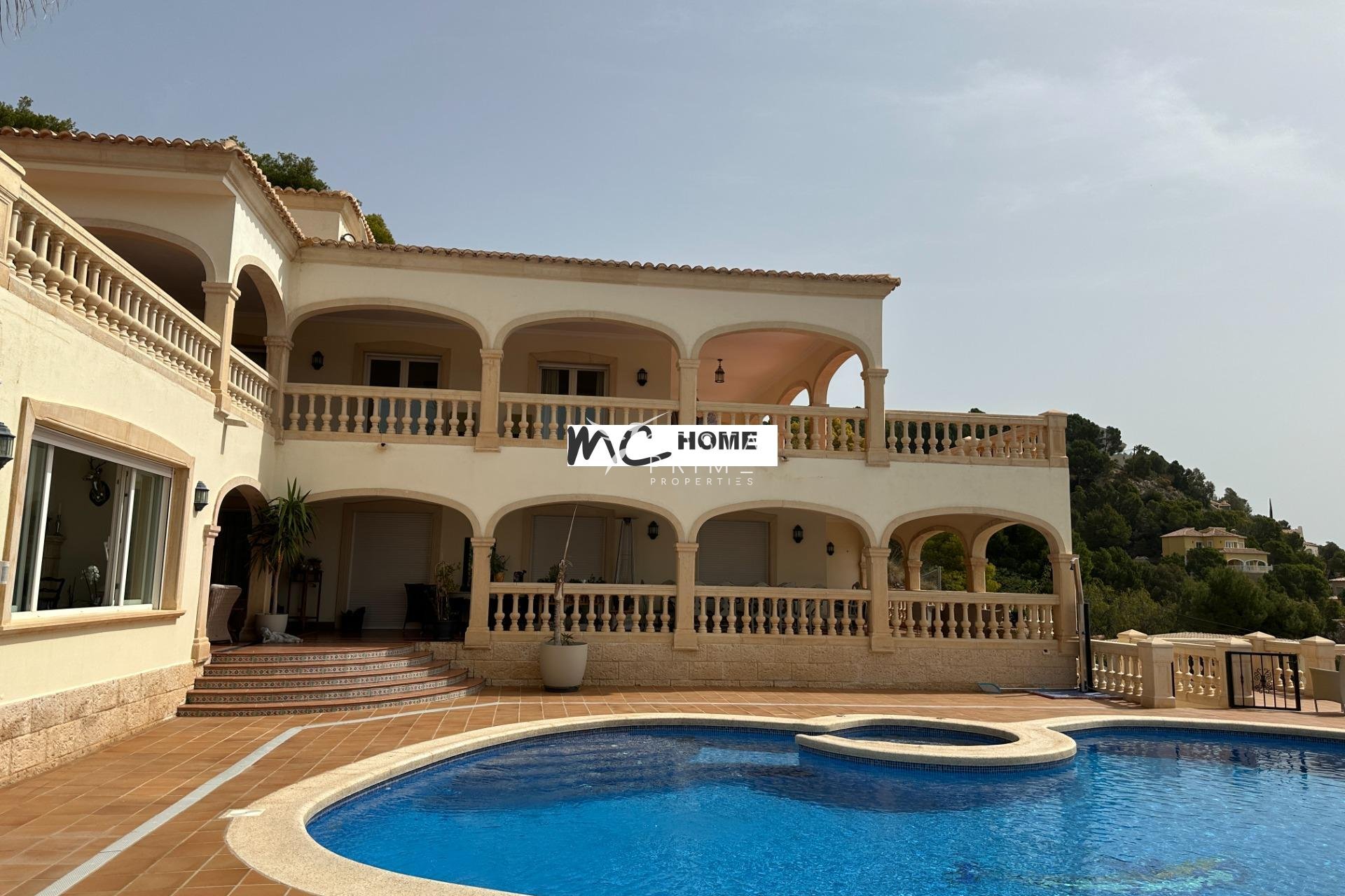 Alquiler a largo plazo - Chalet / Villa - Altea