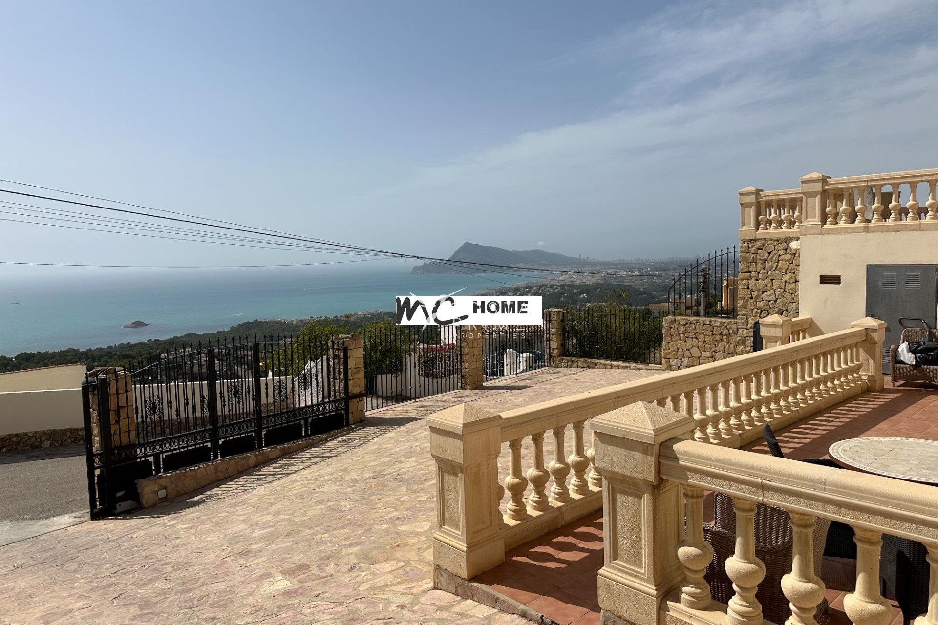 Alquiler a largo plazo - Chalet / Villa - Altea