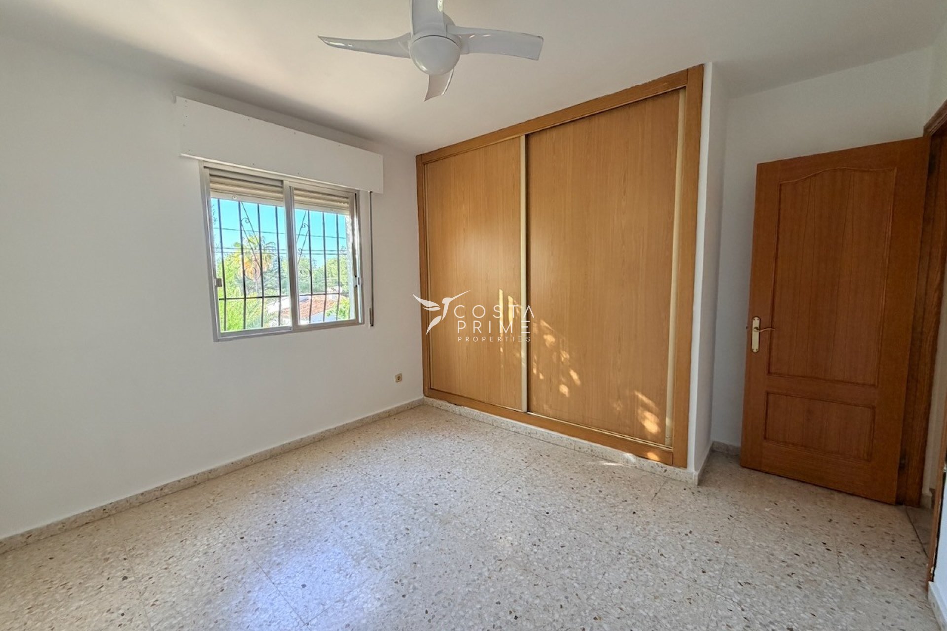 Alquiler a largo plazo - Chalet / Villa - La Nucía