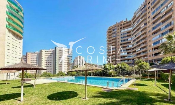 Apartamento / Piso - Reventa -
            Villajoyosa - C-93498
