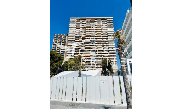 Apartman / lakás - Újraértékesítés - Benidorm - Levante