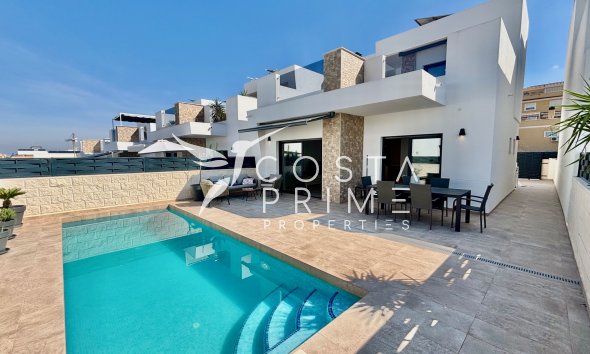 Chalet / Villa - Obra nueva -
            Benijofar - NB-48289