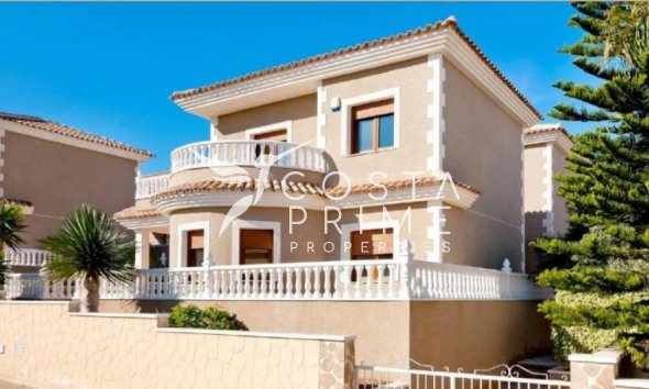 Chalet / Villa - Obra nueva - Torrevieja - Los Altos