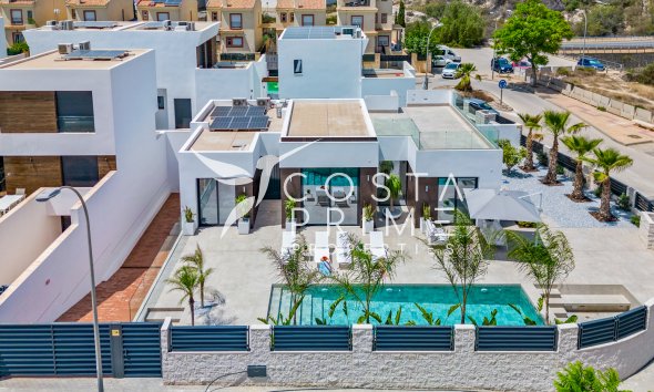 Chalet / Villa - Reventa -
            El Campello - C-69252