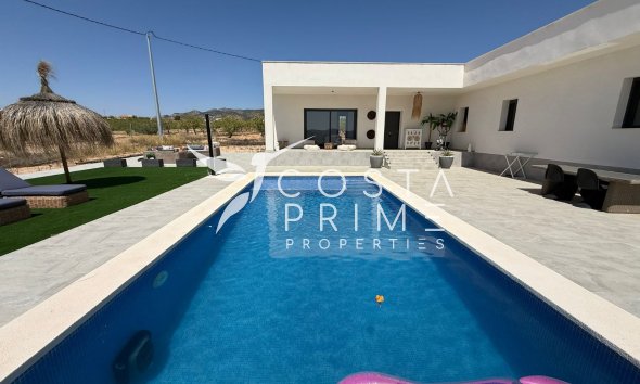 Chalet / Villa - Reventa - Pinoso - Pinoso