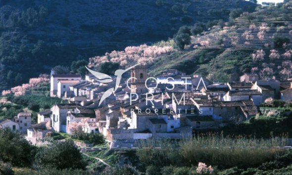 Kamienica / bliźniak - Odsprzedaż - Bolulla - CENTRO