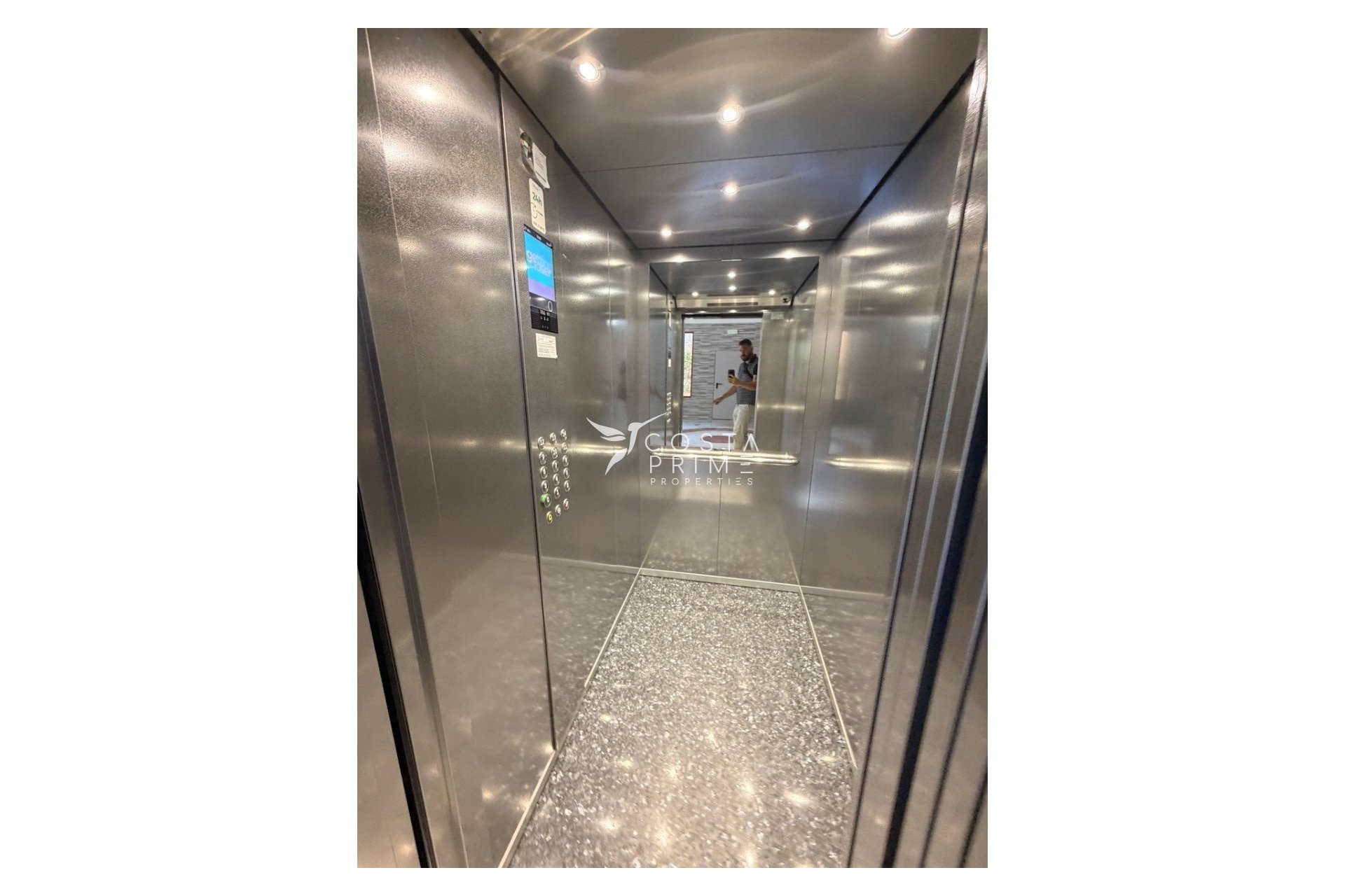 Long term rental - Apartment / Flat - Benidorm