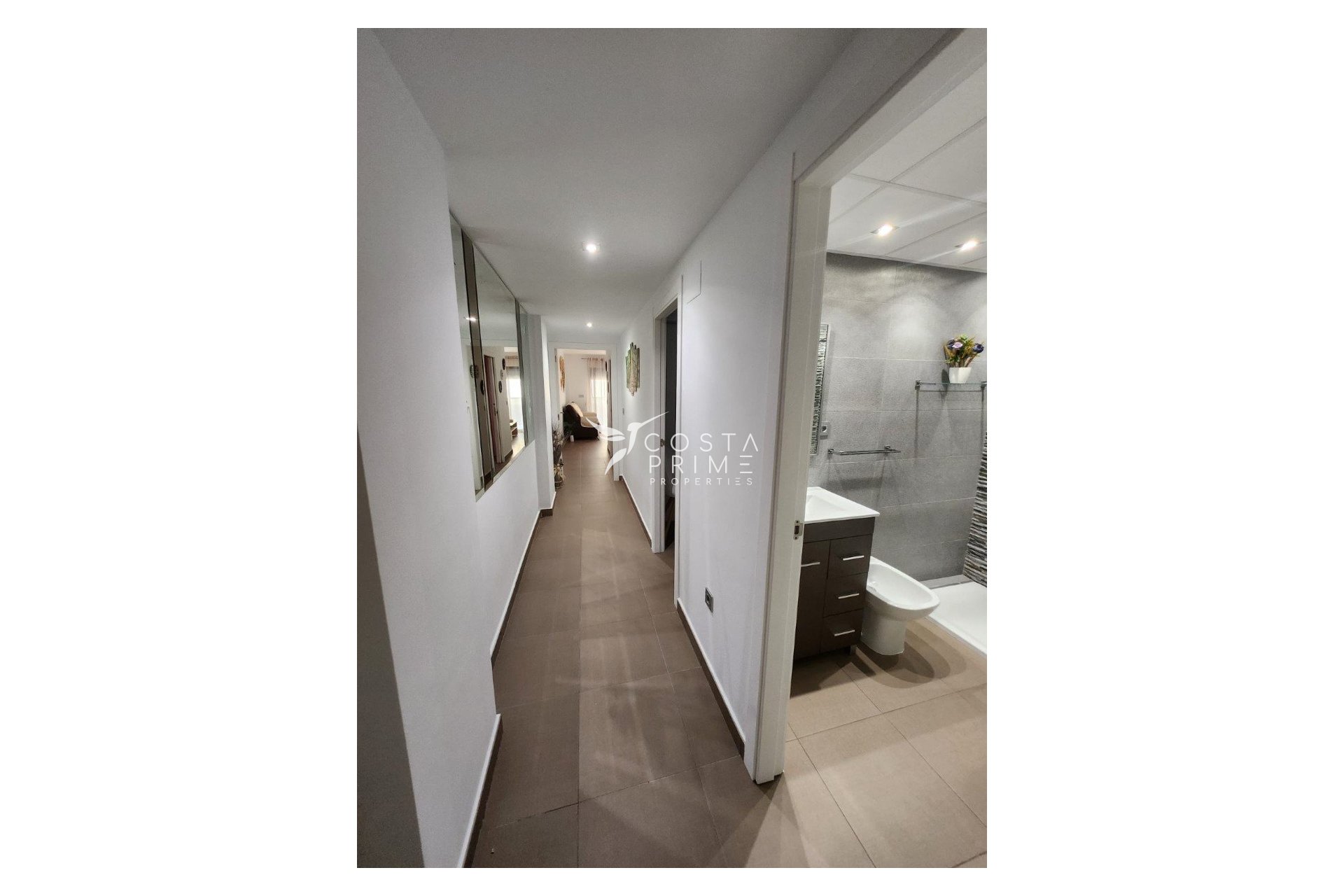 Long term rental - Apartment / Flat - Benidorm