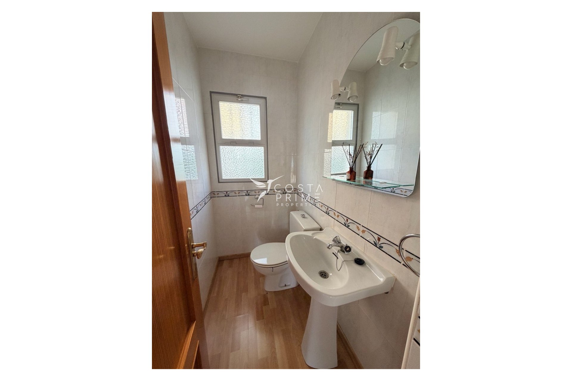 Long term rental - Villa  - La Nucía