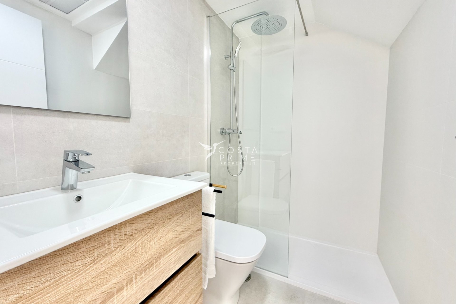 New build - Townhouse / Semi - Cox