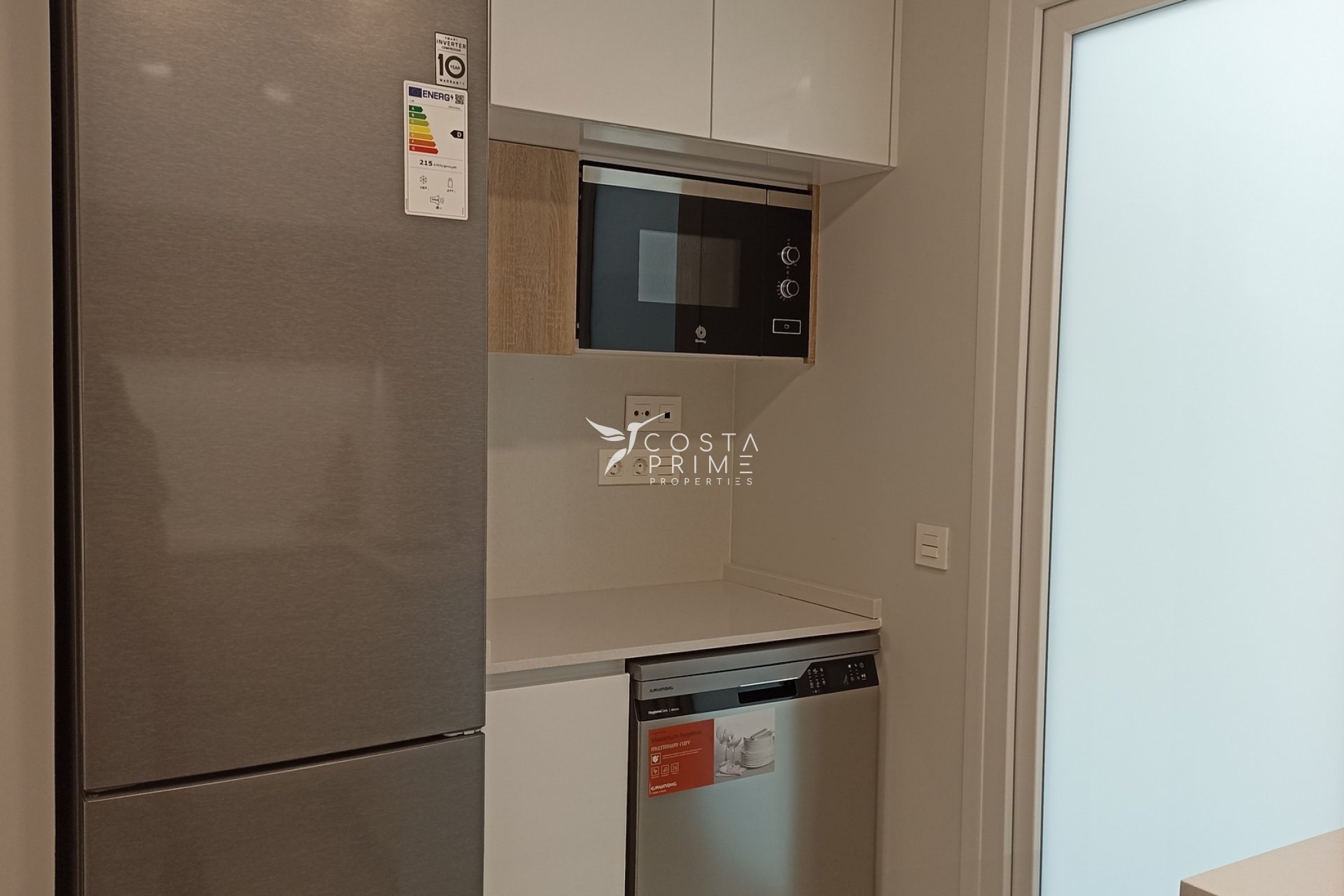 New build - Townhouse / Semi - Mil Palmeras