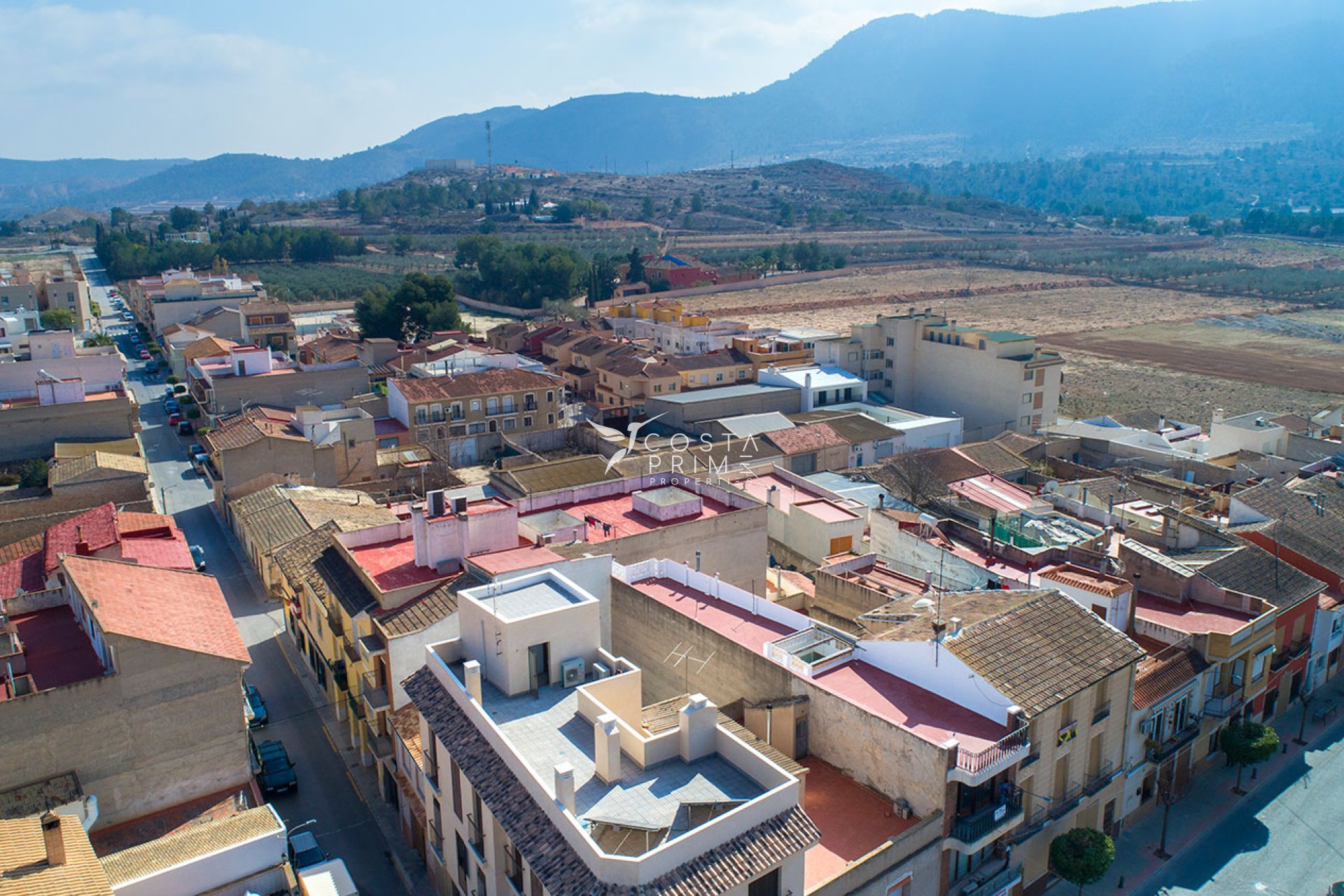 Nowy budynek - Daszek - Hondón de las Nieves