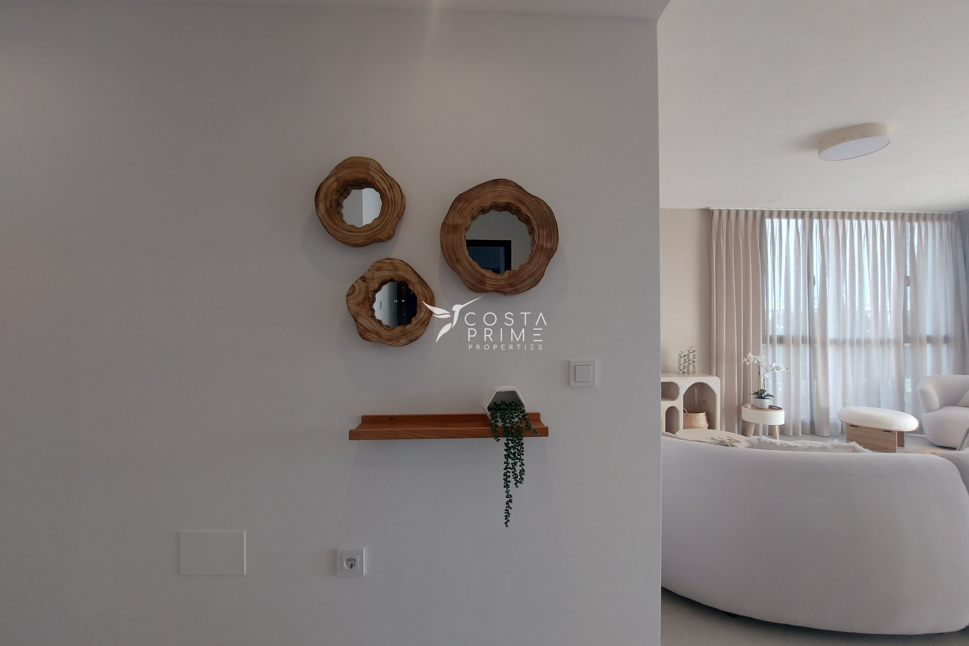 Nowy budynek - Daszek - Mar de Cristal