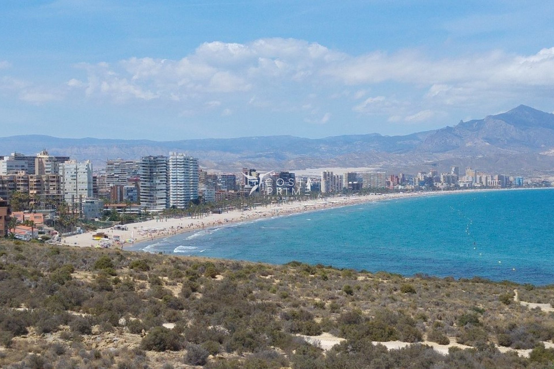 Nowy budynek - Daszek - San Juan de Alicante