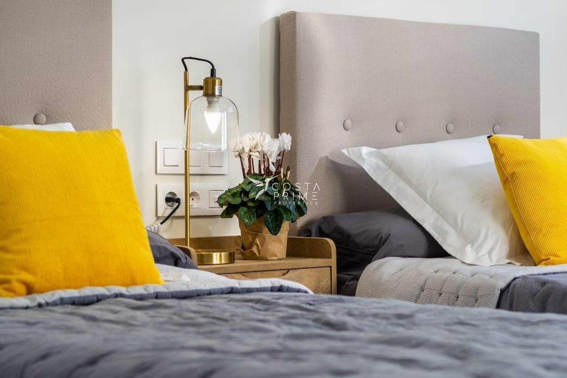 Nowy budynek - Kamienica / bliźniak - Polop