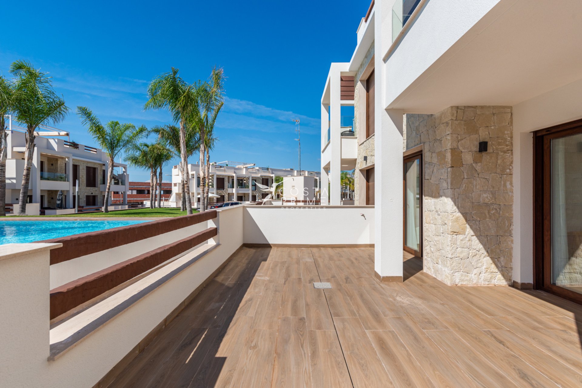 Nowy budynek - Kamienica / bliźniak - Torrevieja