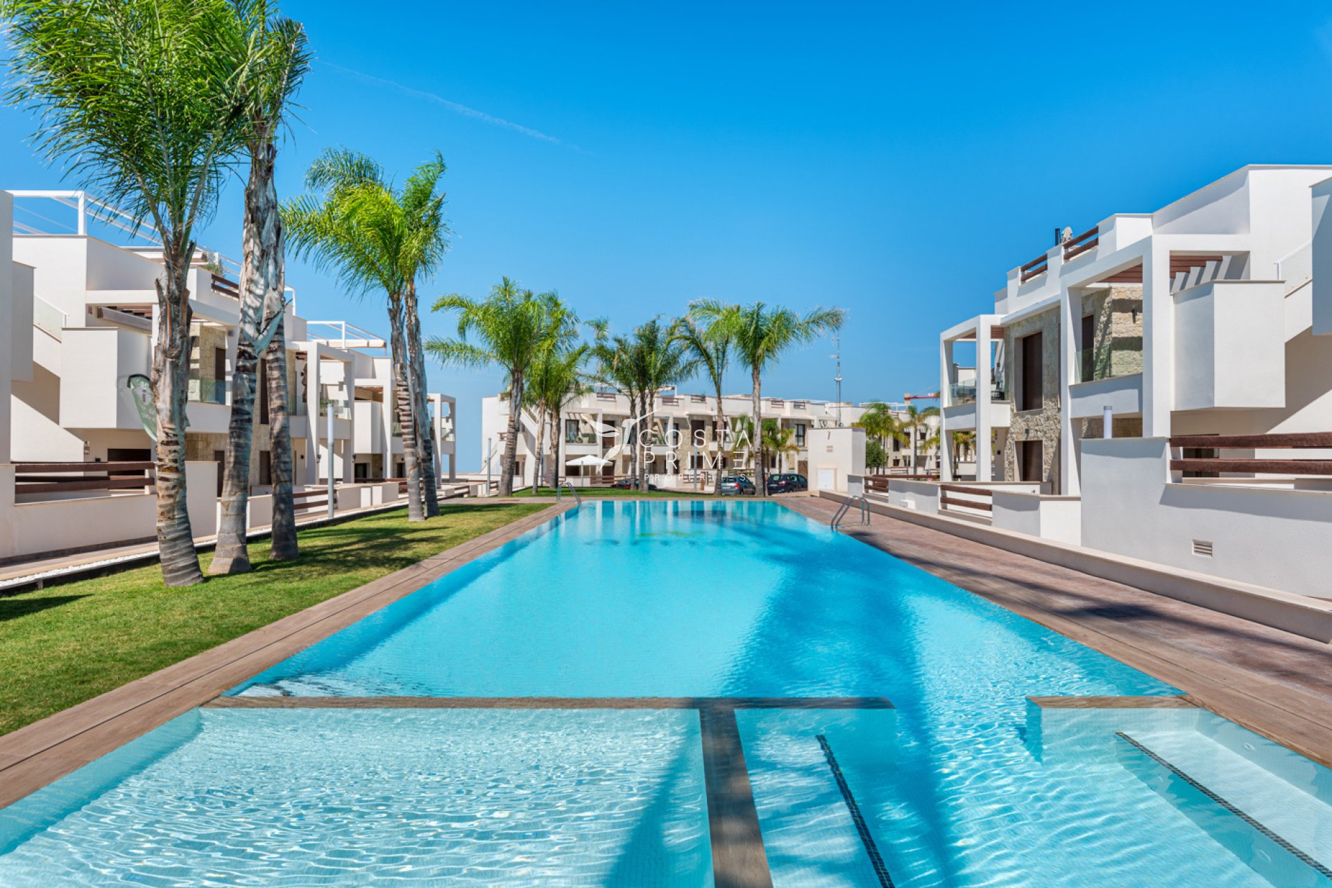 Nowy budynek - Kamienica / bliźniak - Torrevieja