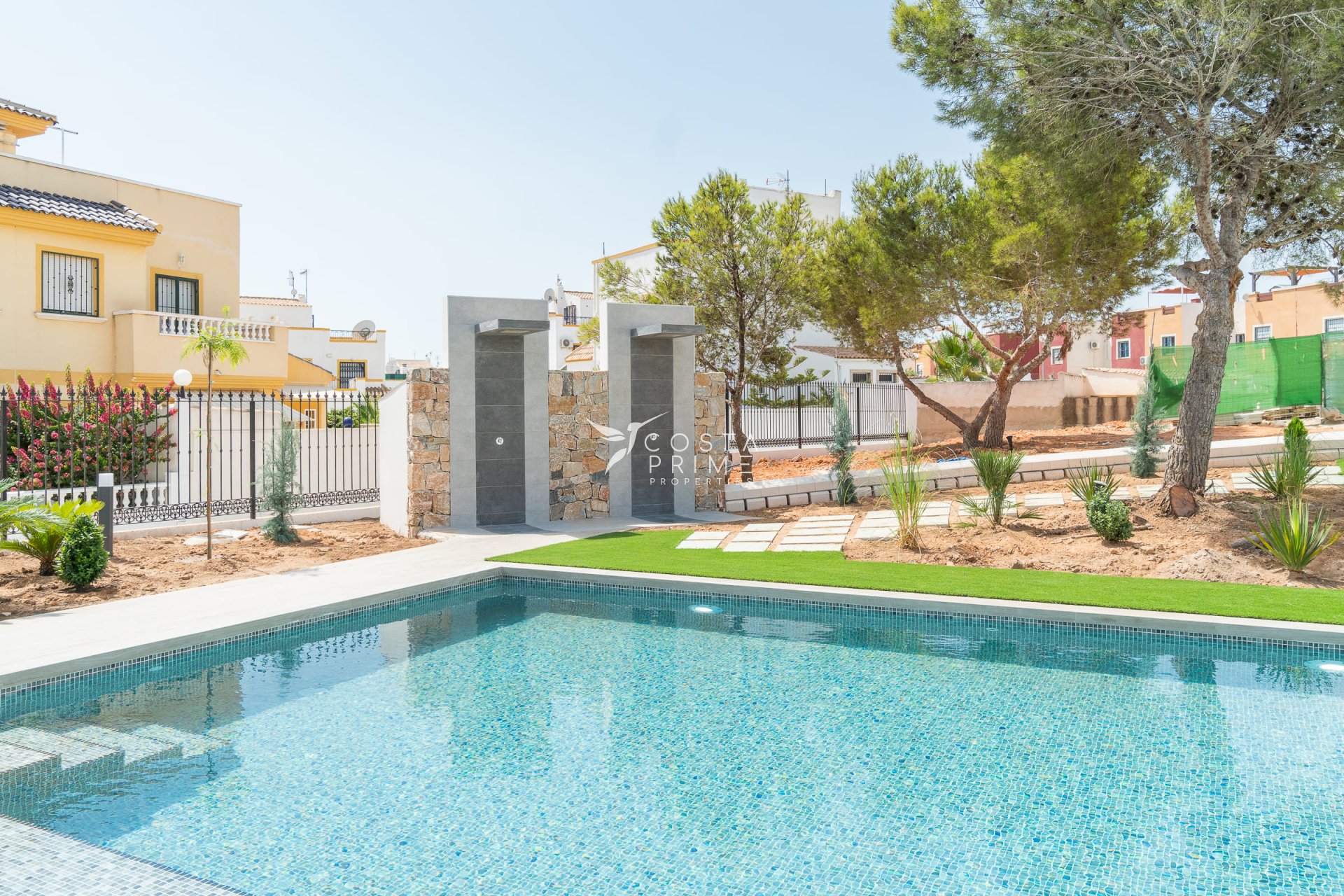 Nowy budynek - Kamienica / bliźniak - Torrevieja