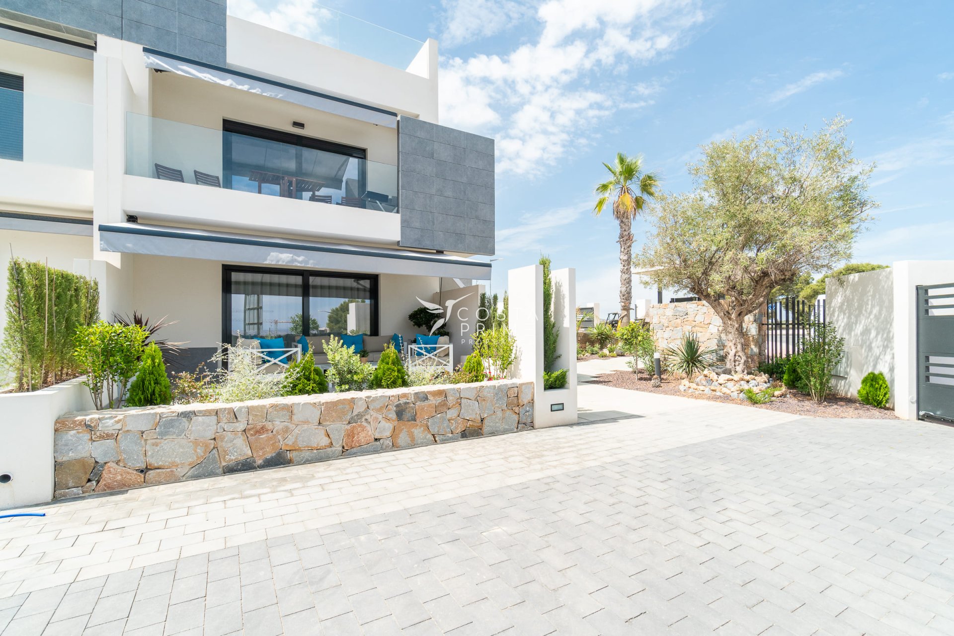 Nowy budynek - Kamienica / bliźniak - Torrevieja