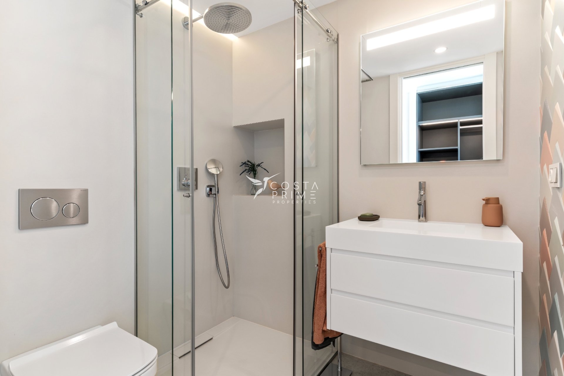 Nowy budynek - Szalet - Altea