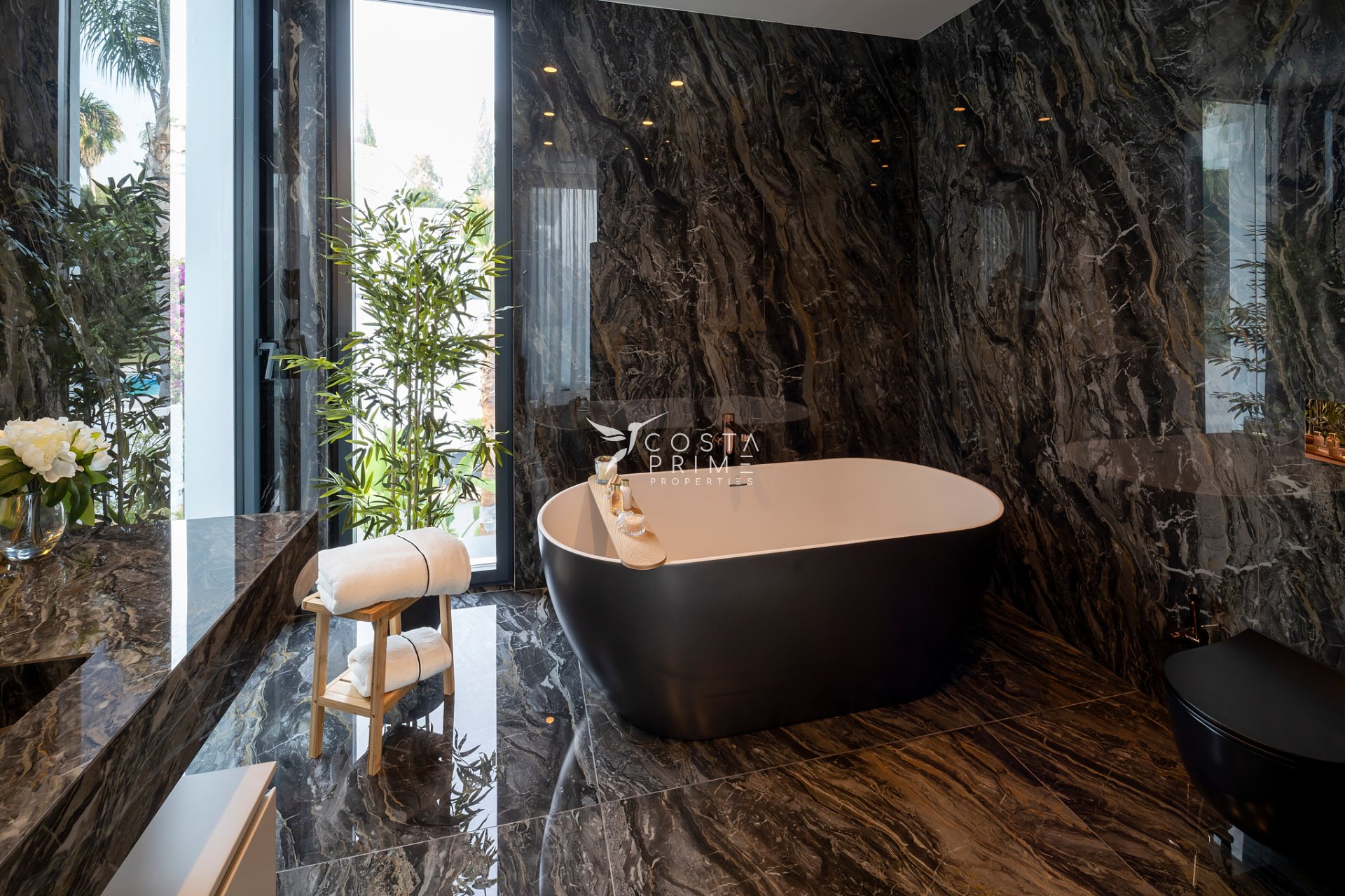 Nowy budynek - Szalet - Benahavís