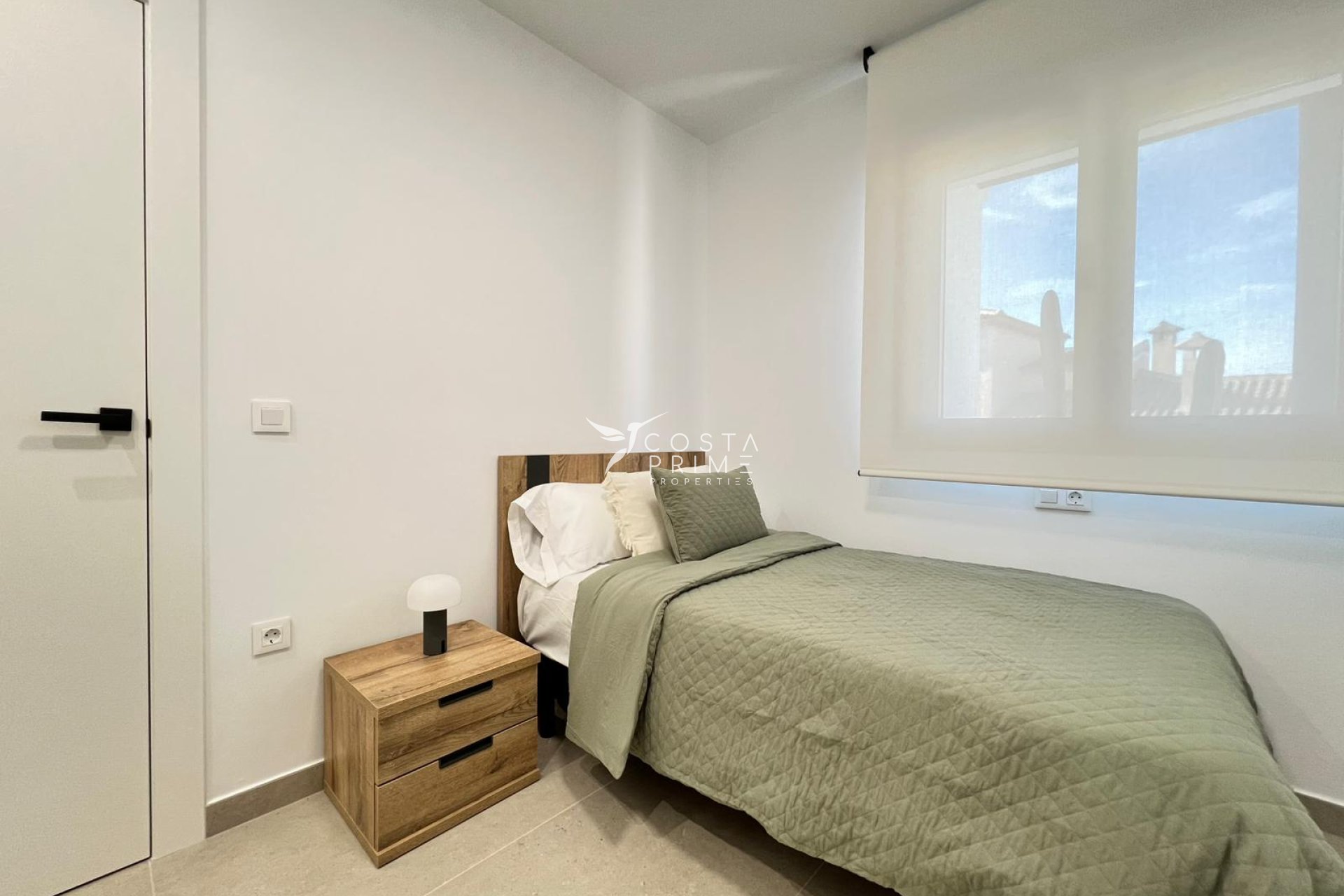 Nowy budynek - Szalet - Benferri