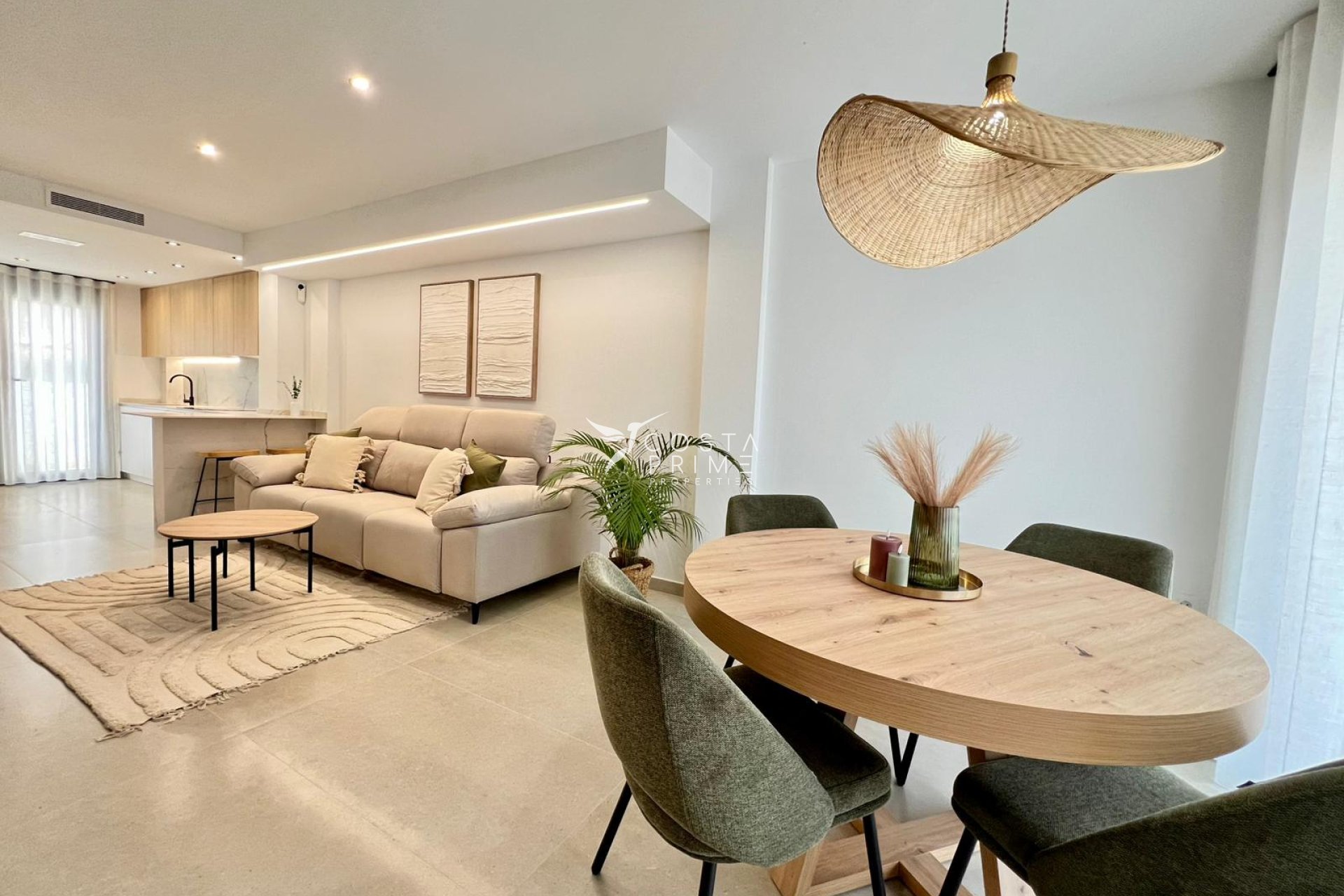 Nowy budynek - Szalet - Benferri