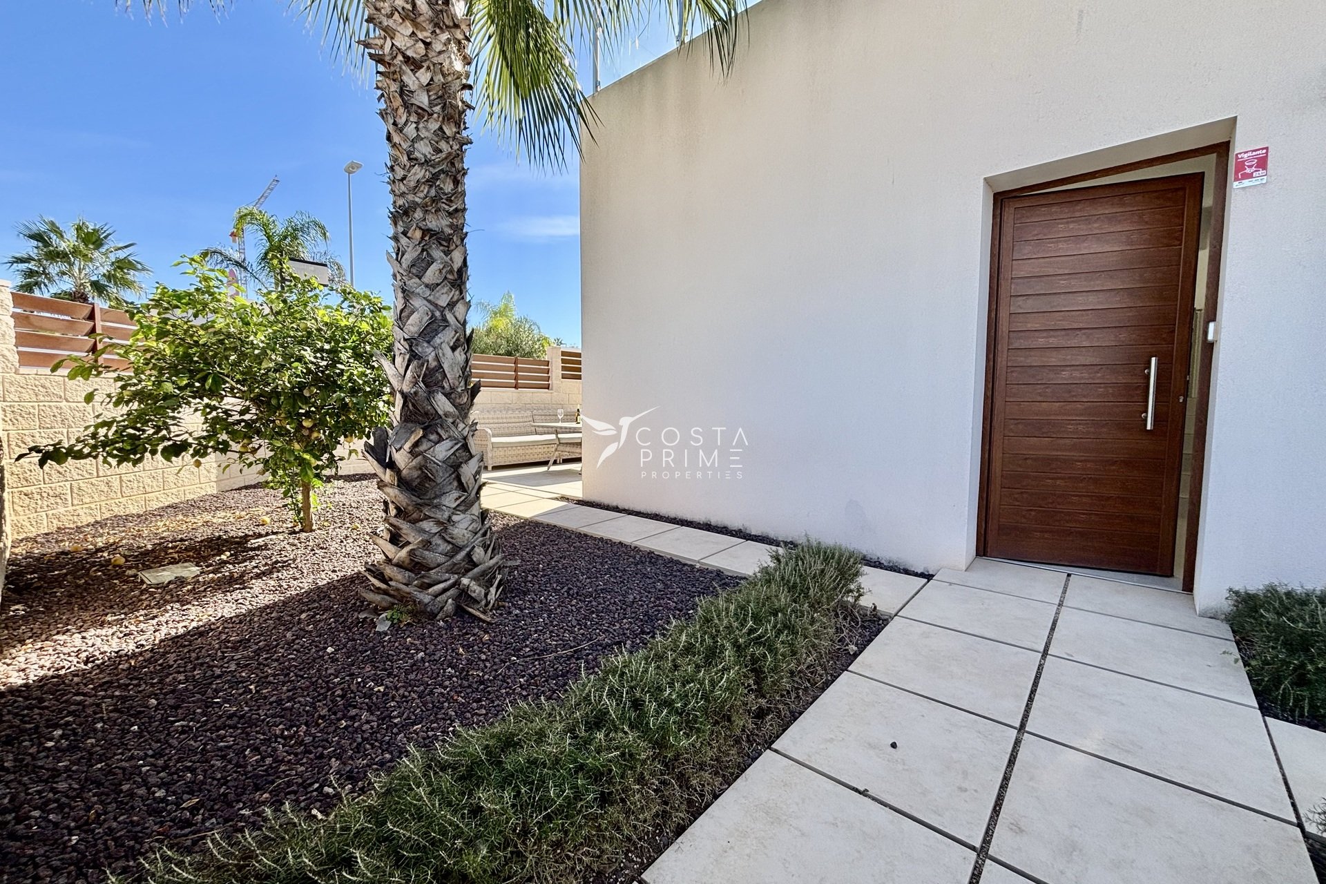 Nowy budynek - Szalet - Benijofar