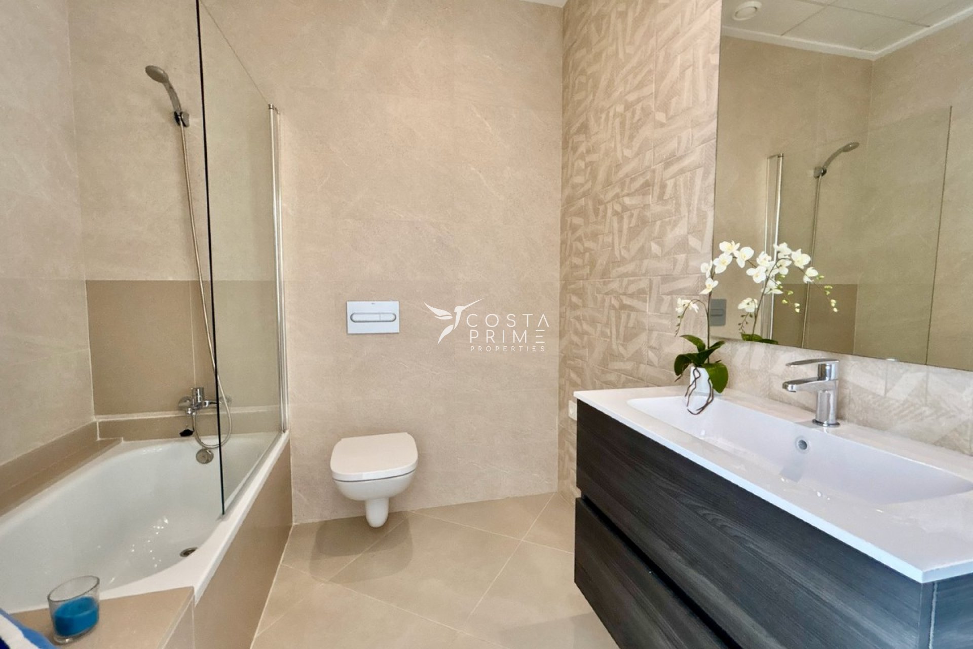 Nowy budynek - Szalet - Benijofar