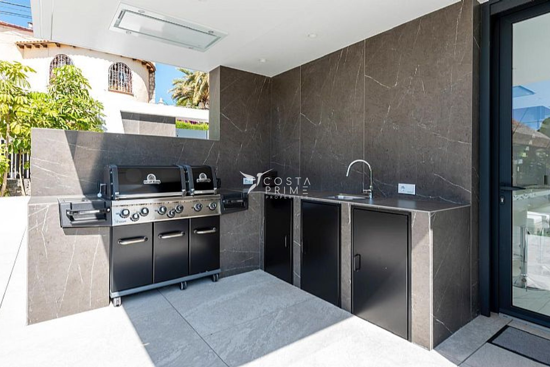 Nowy budynek - Szalet - Calpe