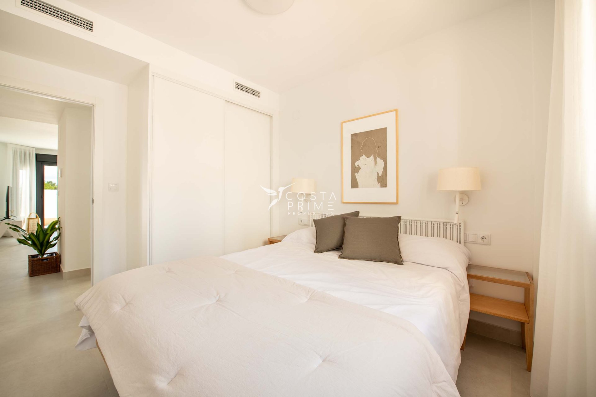 Nowy budynek - Szalet - Cox