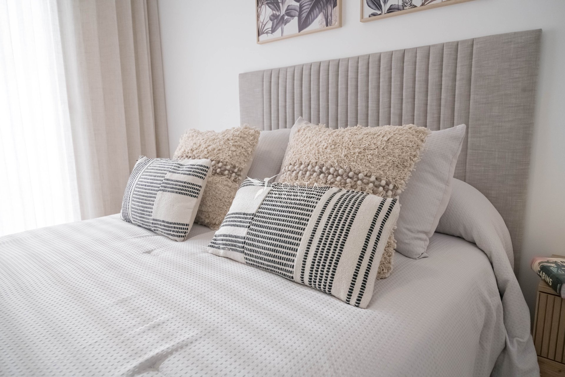 Nowy budynek - Szalet - Jerónimo y Avileses