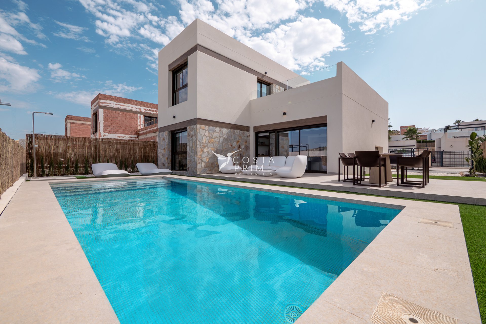 Nowy budynek - Szalet - La Finca Golf