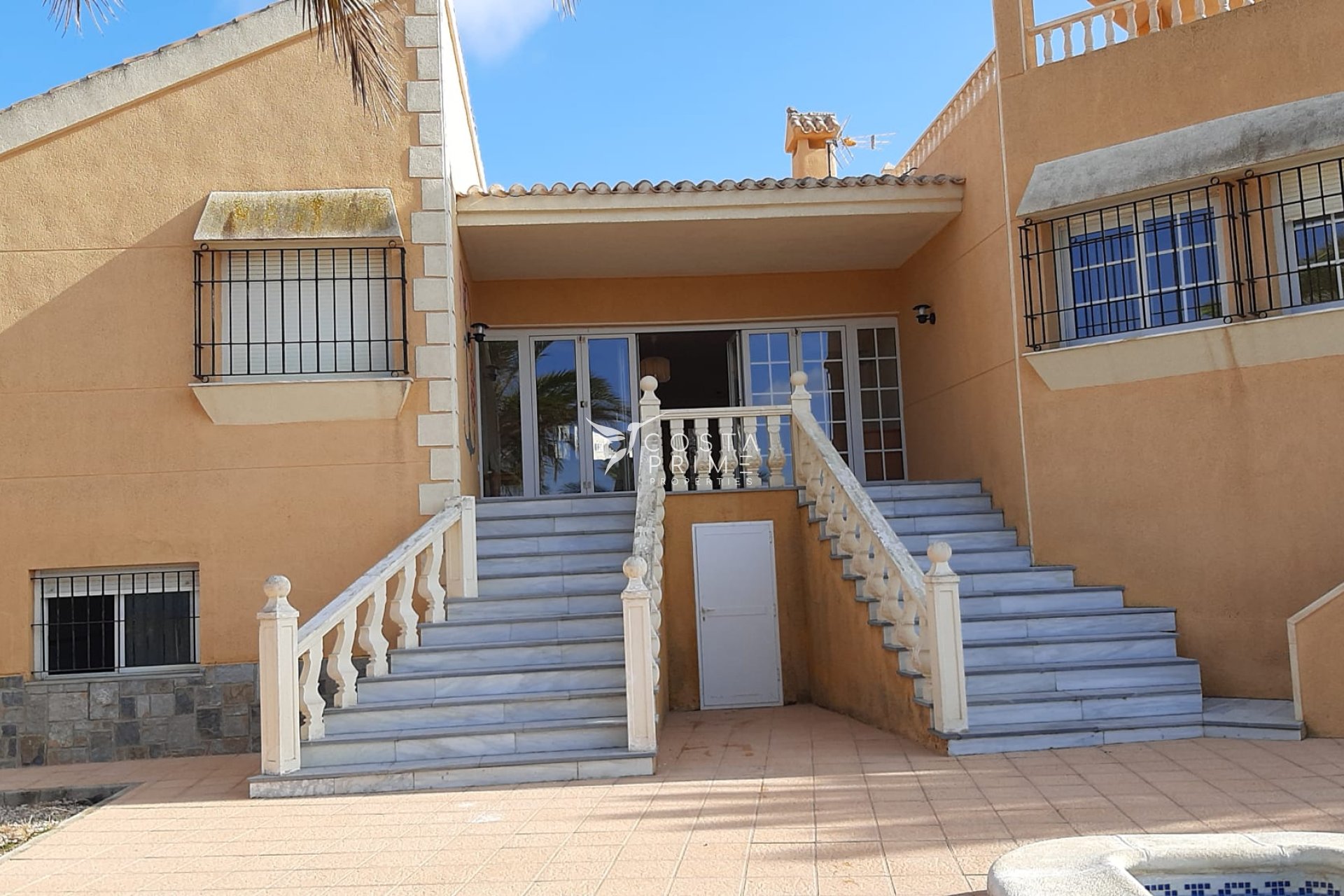 Nowy budynek - Szalet - La Manga del Mar Menor