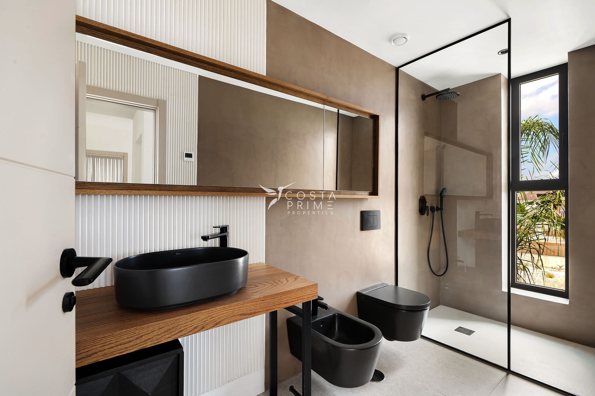 Nowy budynek - Szalet - La Nucía