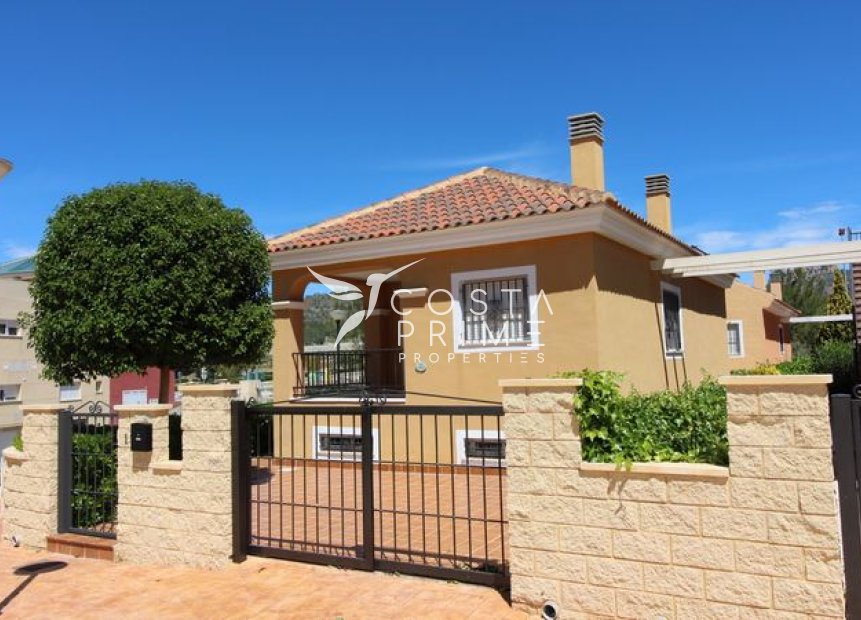 Nowy budynek - Szalet - La Romana