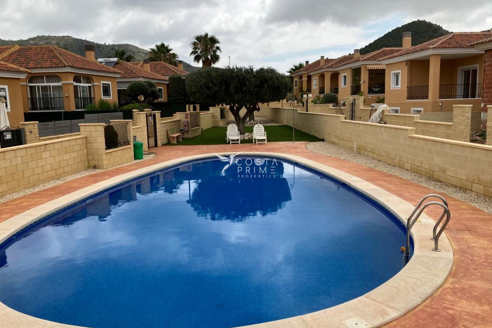 Nowy budynek - Szalet - La Romana