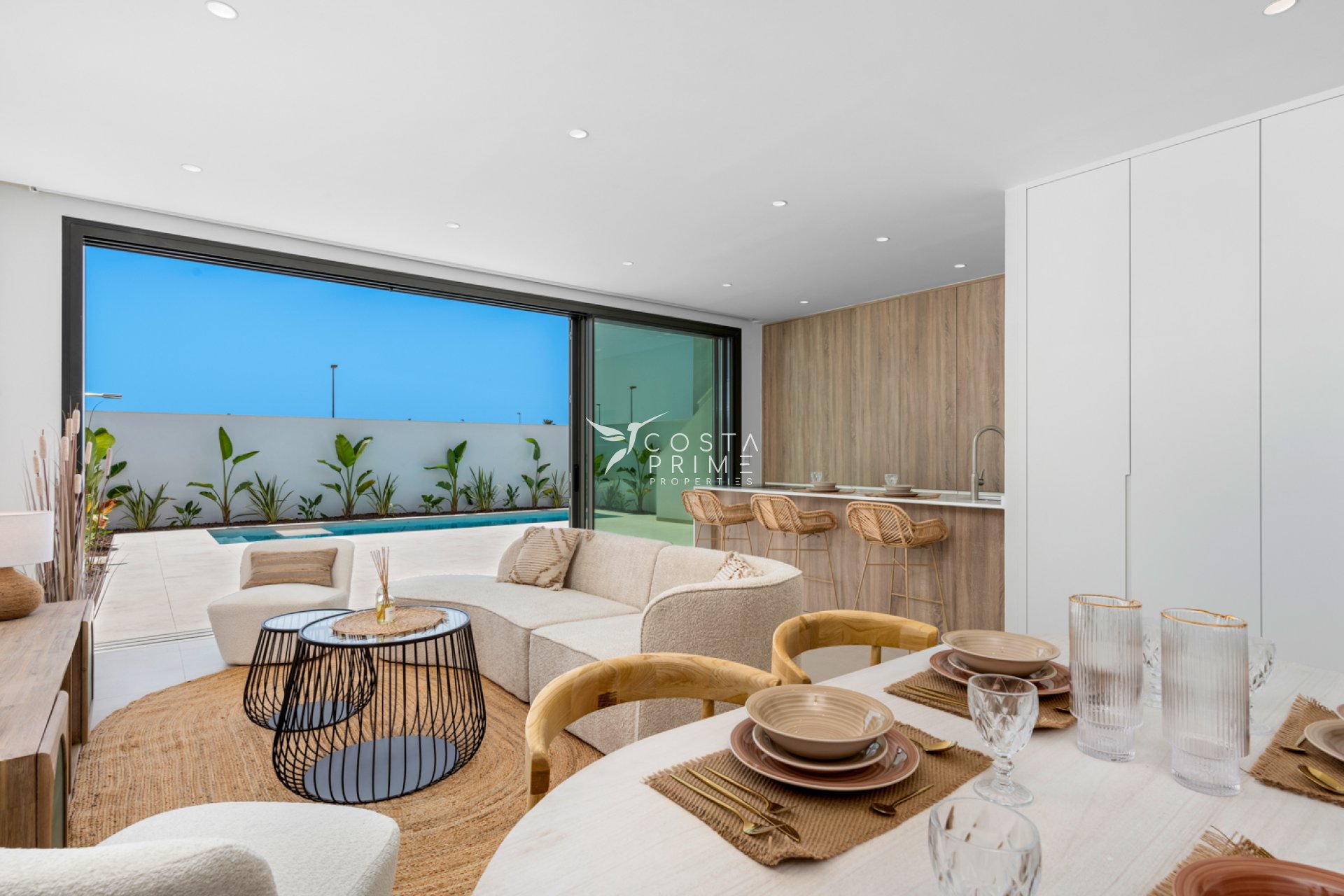 Nowy budynek - Szalet - Los Alcazares