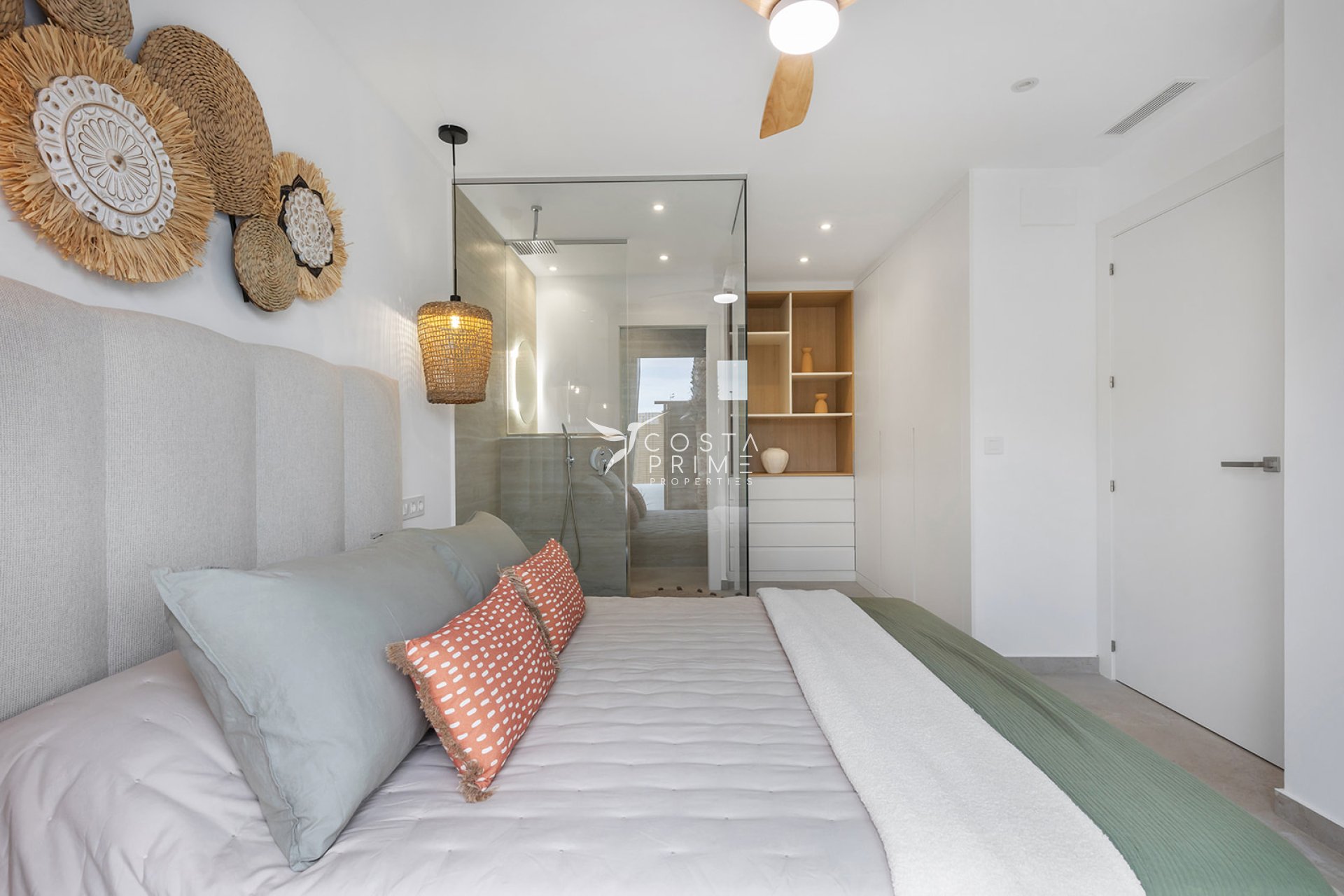 Nowy budynek - Szalet - Los Alcazares