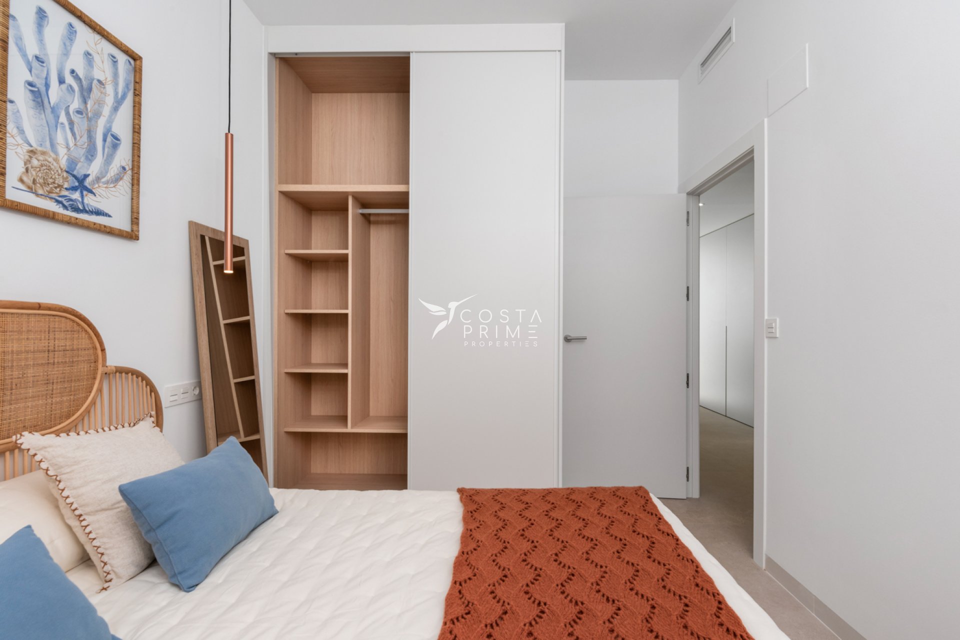 Nowy budynek - Szalet - Los Alcazares