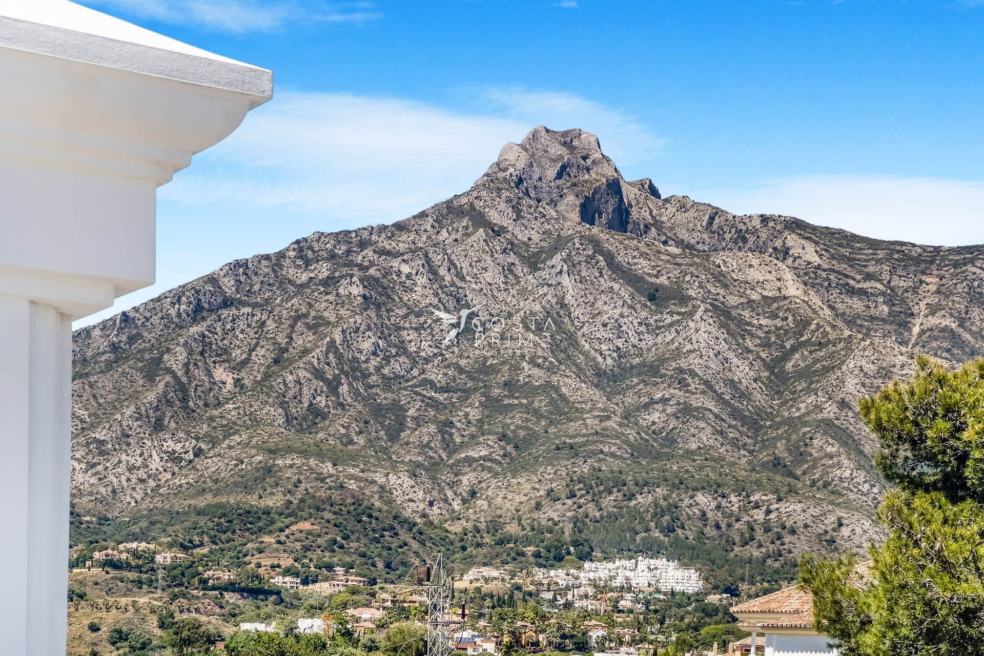 Nowy budynek - Szalet - Marbella