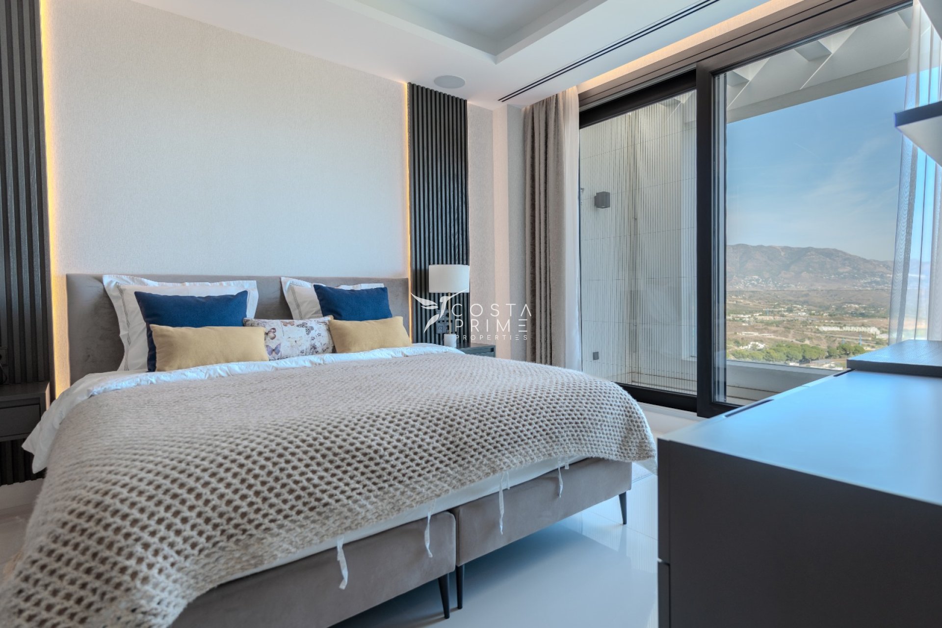 Nowy budynek - Szalet - Mijas