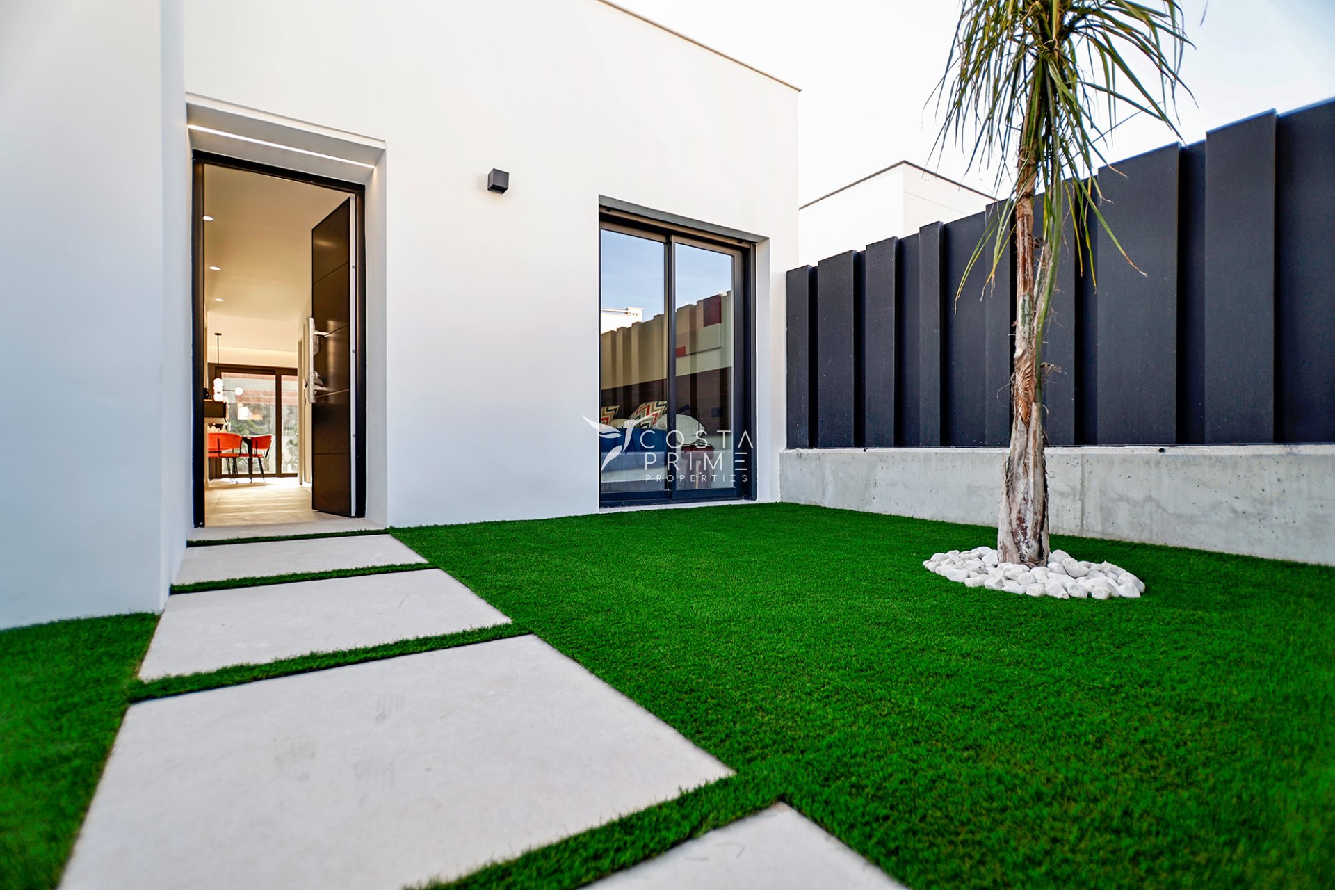 Nowy budynek - Szalet - Molina De Segura