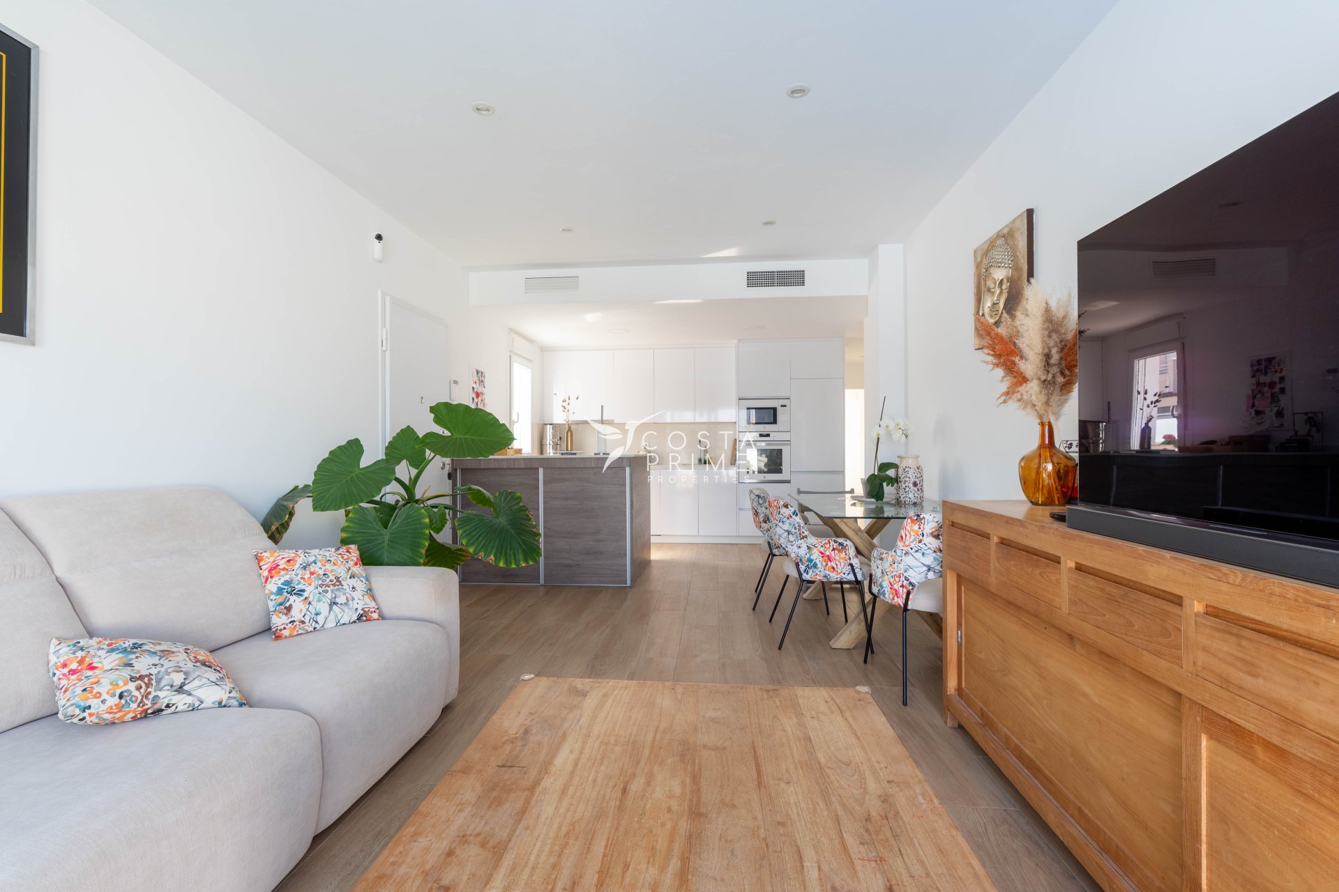 Nowy budynek - Szalet - Murcia